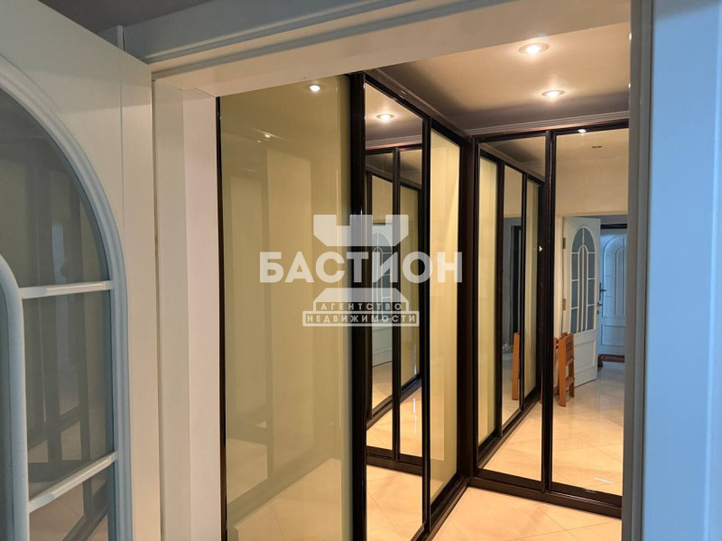 Фото Дом, улица Ульяны Громовой ID:2037742