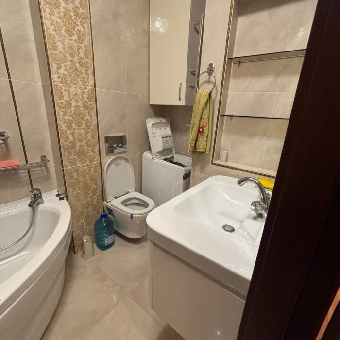Фото Продам 2-х комн квартиру с АО в Центре г Луганск площадь ВОВ