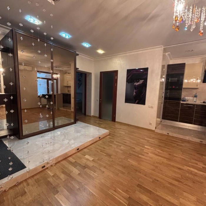 Фото Продам 2-х комн квартиру с АО в Центре г Луганск площадь ВОВ