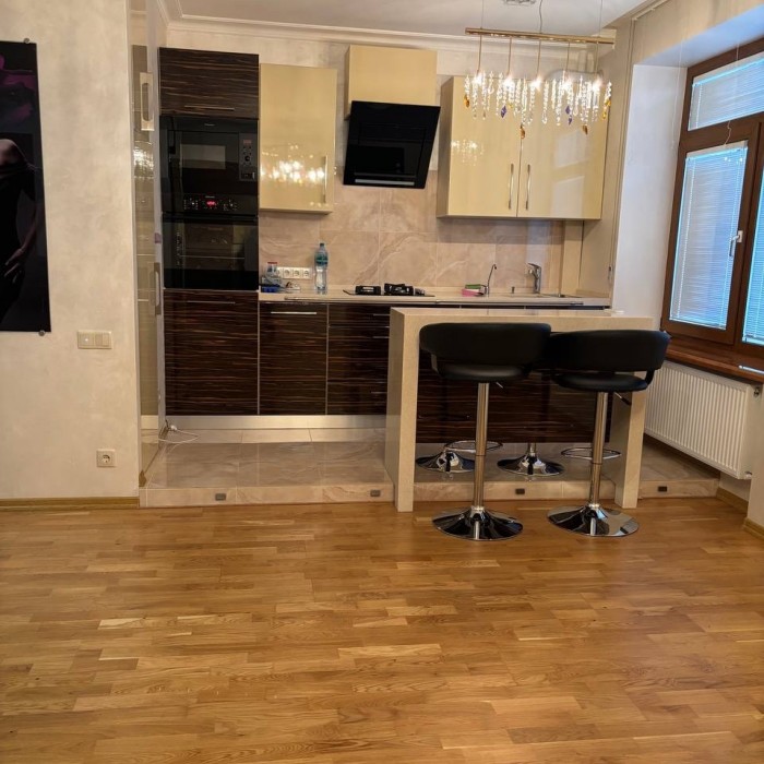 Фото Продам 2-х комн квартиру с АО в Центре г Луганск площадь ВОВ