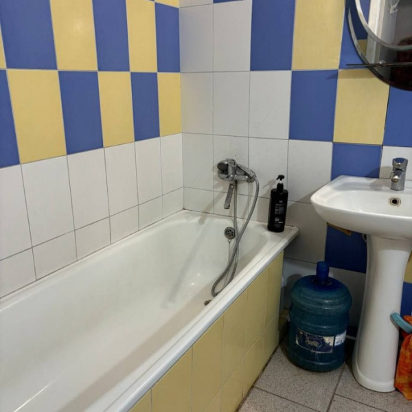 Фото Продам 2-х комн квартиру с авт отоп в городе Луганск городок Щорса