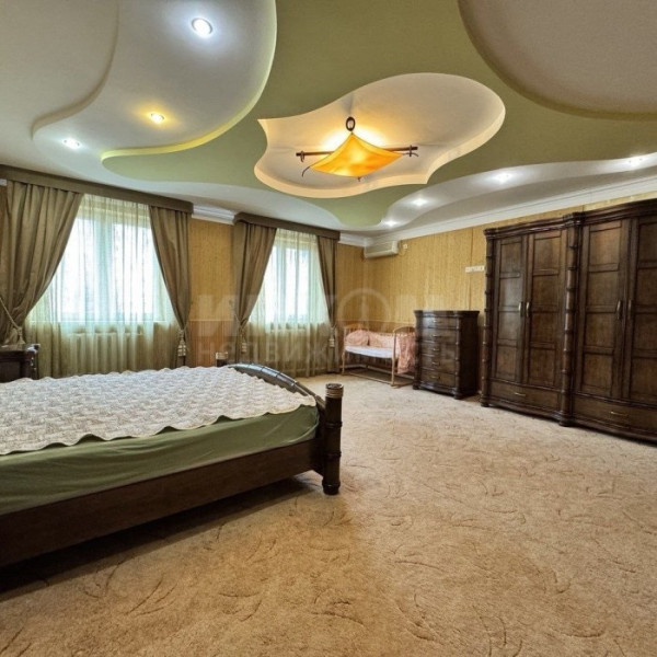 Фото Продам дом 418 м2 в г.Луганск районе Атриума