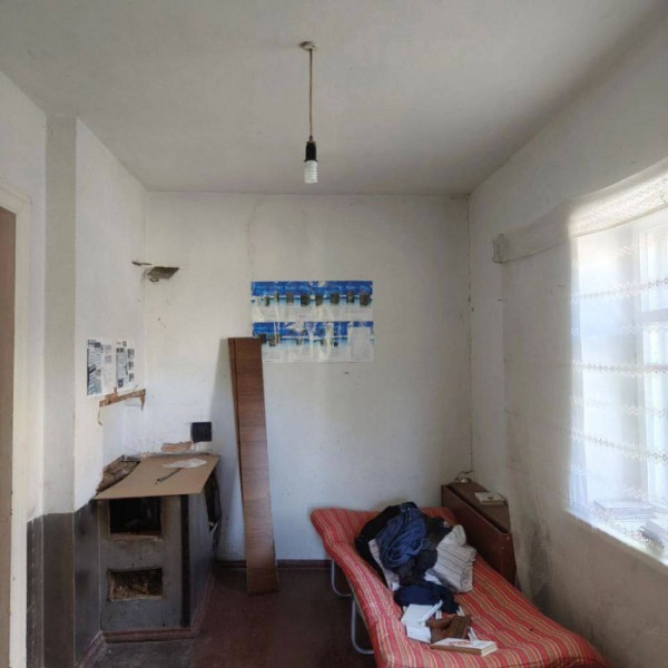 Фото Продам дом с земельным участком в Роскошном по ул. Интернациональной