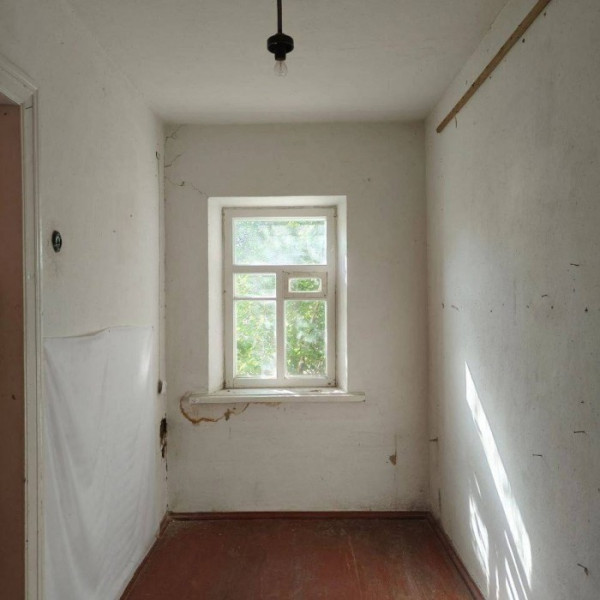 Фото Продам дом с земельным участком в Роскошном по ул. Интернациональной