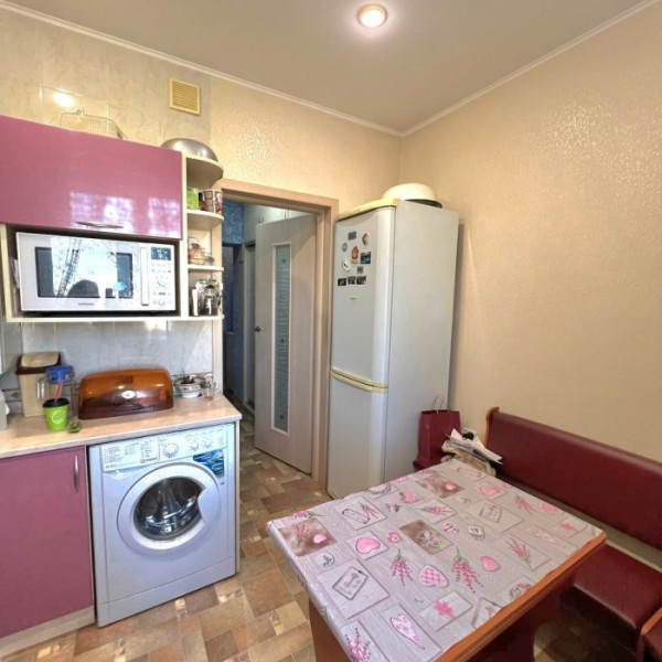 Фото Продам 4-к квартиру по улице Шевченко Т. Г., Луганск