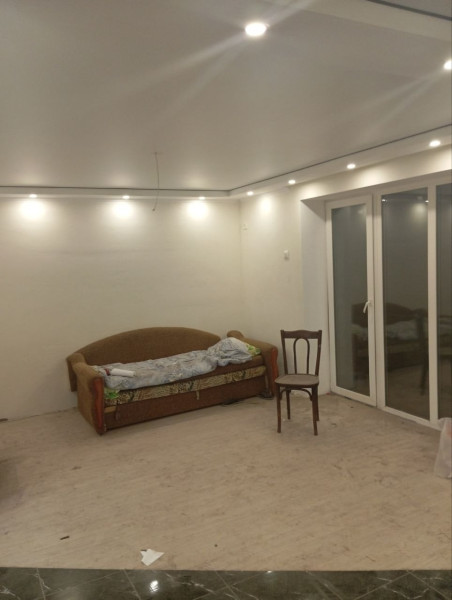 Фото Квартира г. Алчевск (ул. Ленина, район ТЦ)