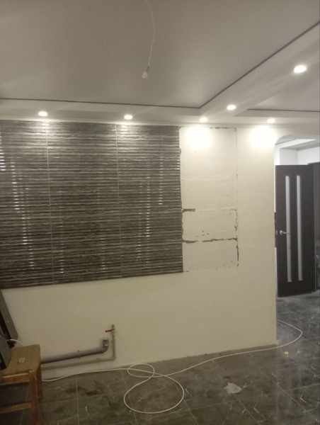 Фото Квартира г. Алчевск (ул. Ленина, район ТЦ)