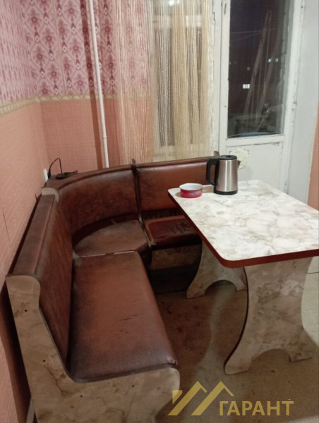 Фото 1-к квартира р-н ТРЦ СТОЛИЦА г.Алчевск#1495