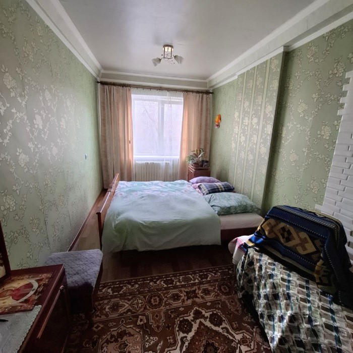 Продам 3-х комн квартиру на кв. Гагарина