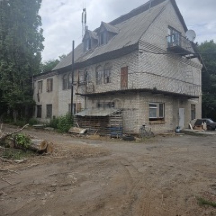 Продам базу по Ул. Лутугинской