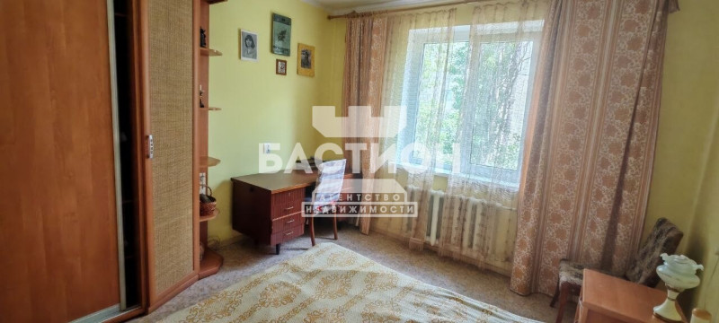 2-комнатная квартира, квартал Заречный 8 ID:2190061
