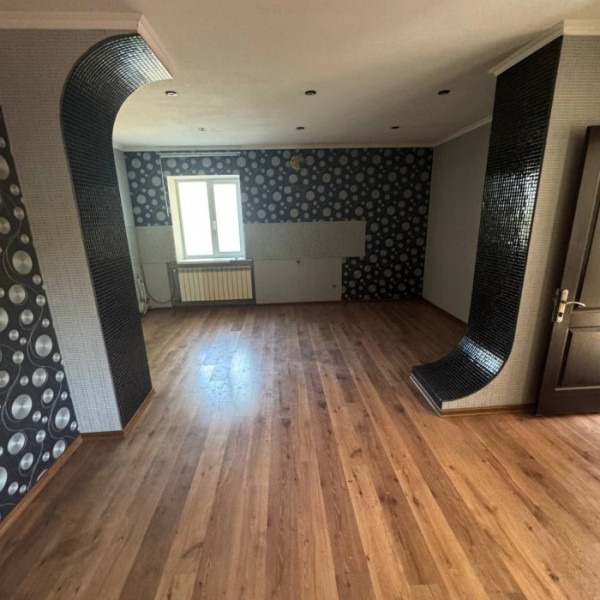 Фото Продам дом в Станице Луганской (с. Макарово) площадью 90 кв.м