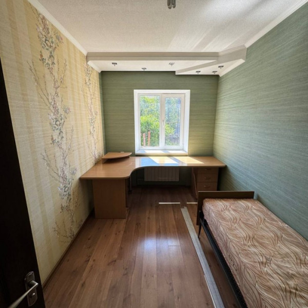 Фото Продам дом в Станице Луганской (с. Макарово) площадью 90 кв.м