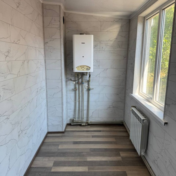 Фото Продам дом в Станице Луганской (с. Макарово) площадью 90 кв.м