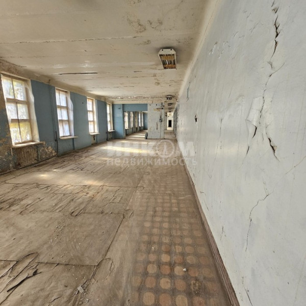 Фото Продам помещение 1065 м2 в городе Луганск квартал Шевченко
