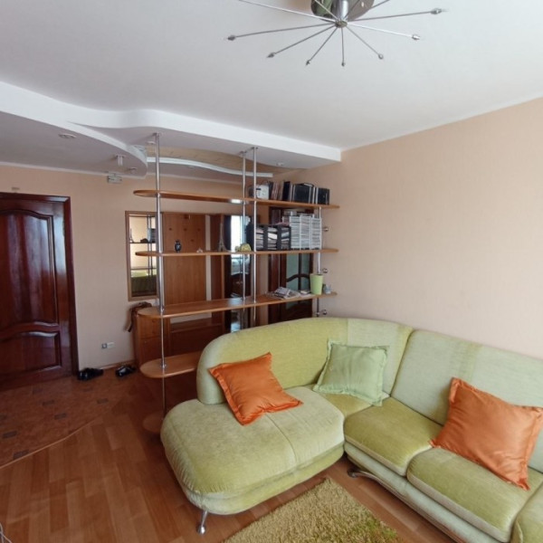 Фото Продам 2-х комн квартиру в Центре города Луганск улица Зозулина