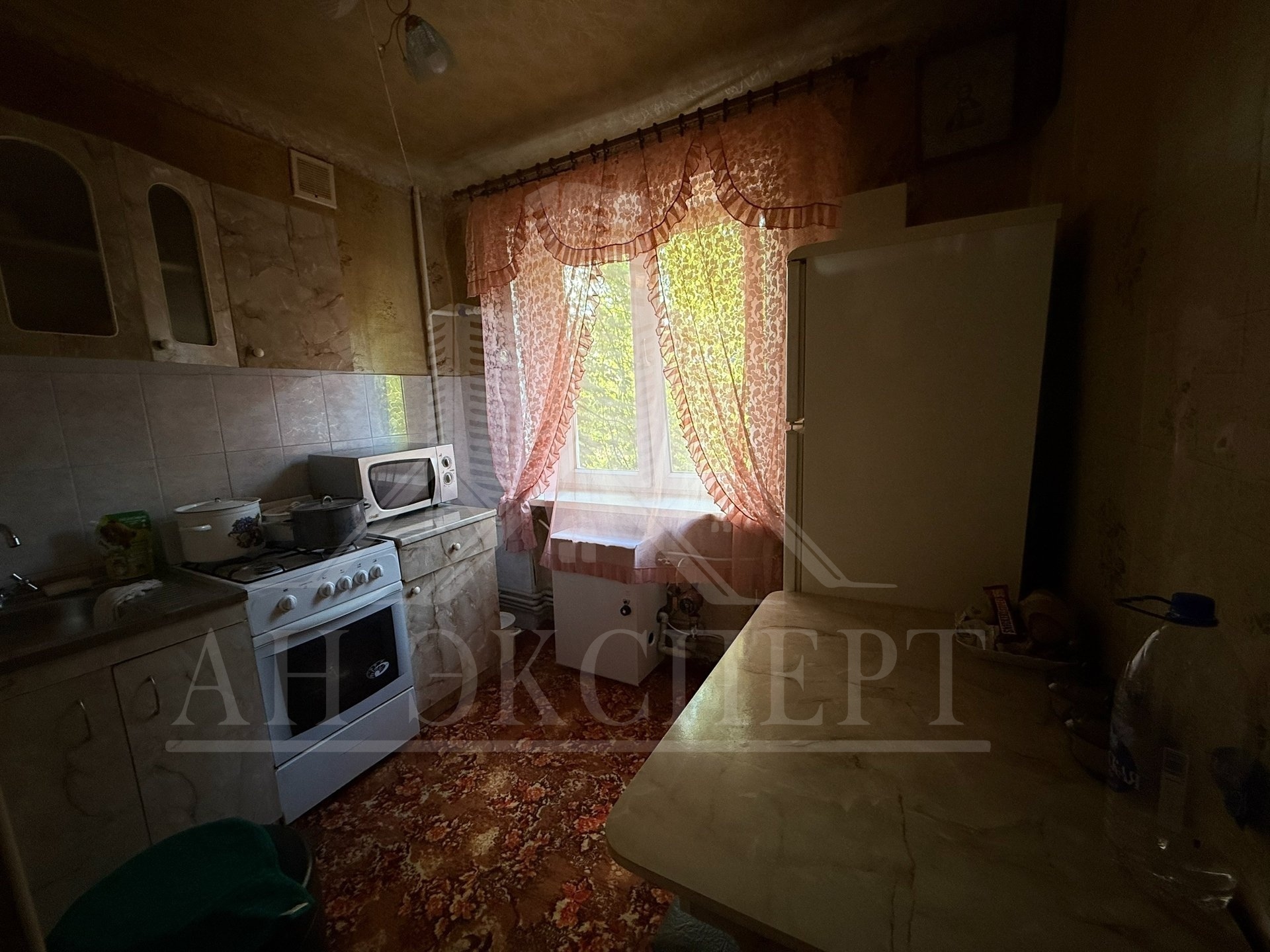 Фото СДАМ НА ДЛИТЕЛЬНЫЙ СРОК 2-Х КОМНАТНУЮ КВАРТИРУ (Стаханов, ул. Макерова, 10а) – СДАНА!