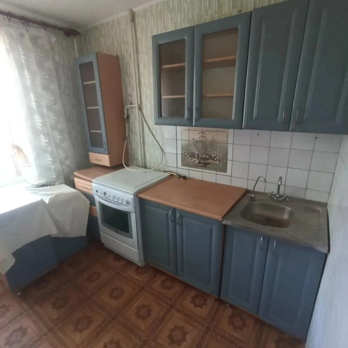 7357 Продам 2х комн. квартиру в р-не СШ 2