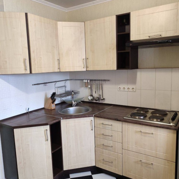 Продам 1 комнатную квартиру улучшенной планировки ул. Цимлянская 2/9