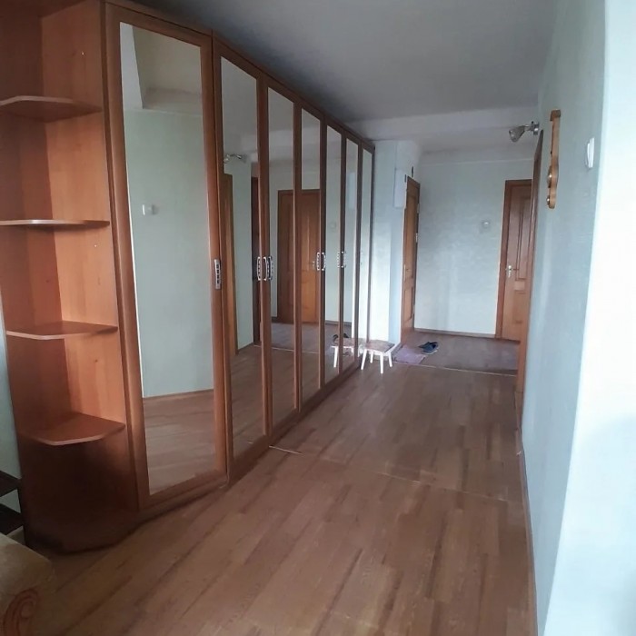 Фото Продам 2х комн. квартиру в р-не кафе "Кристалл"
