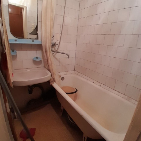 Фото № 7087 Продам 4х комн. квартиру в р-не маг. "Арбат"