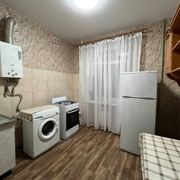 Продам уютную 1-комнатную квартиру квартал Алексеева 2/4 этаж (район ресторана «Корона»)