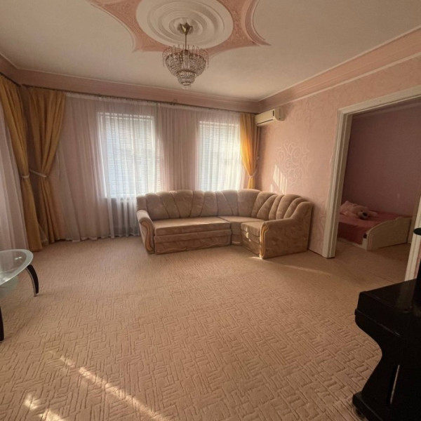 Фото Продам дом из кирпича в районе кв Гаевой
