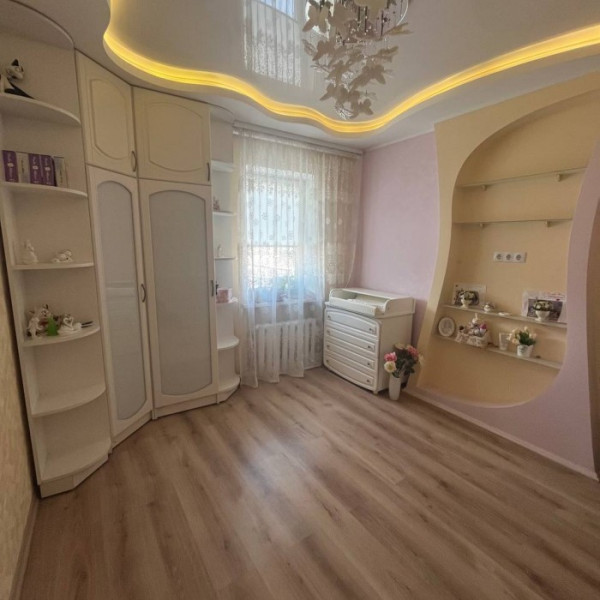 Фото Продам дом из кирпича в районе кв Гаевой