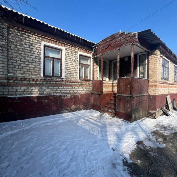 Фото Продам дом из кирпича в районе кв Гаевой