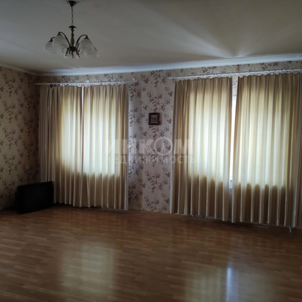 Фото Продам дом на восточных кварталах