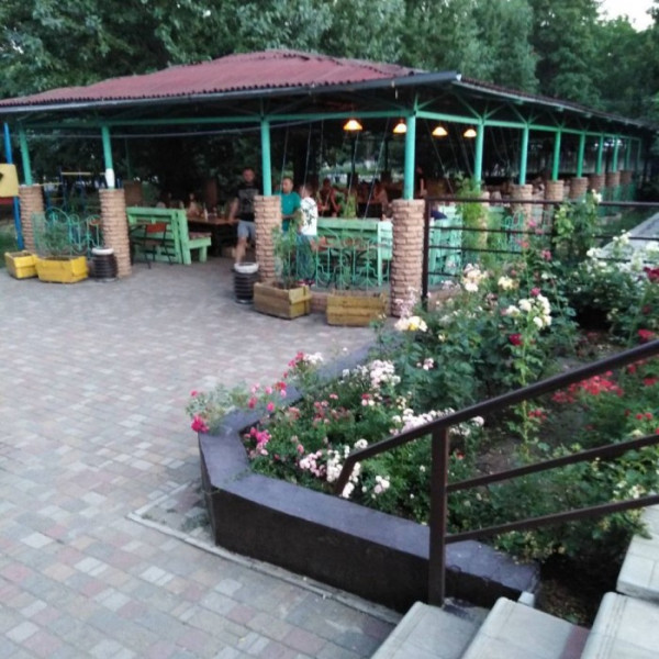 Фото Продам готовый бизнес, летнее кафе в г.Брянка