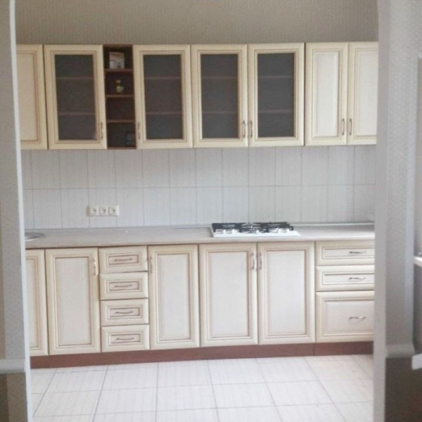 Продам 1- ю квартиру на кв. Челюскинцев