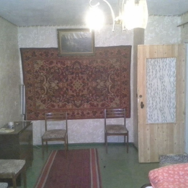 Продам 3к 50-лет Обороны Луганска