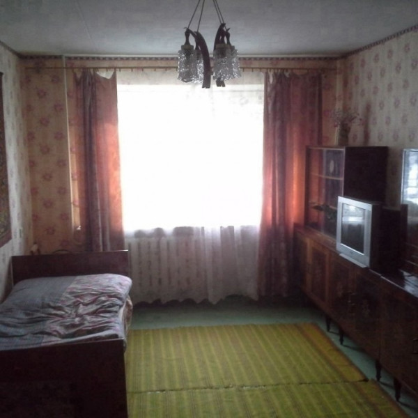 Фото Продам 3к 50-лет Обороны Луганска