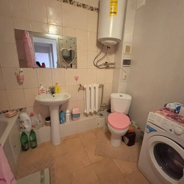 Фото Продам 2к на восточных кварталах