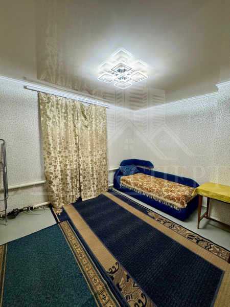 СДАМ 3-Х КОМНАТНУЮ КВАРТИРУ НА ДЛИТЕЛЬНЫЙ СРОК (Стаханов, ул. Карла Либкнехта, д. 75)