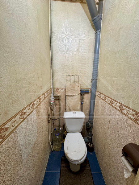 Фото СДАМ 3-Х КОМНАТНУЮ КВАРТИРУ НА ДЛИТЕЛЬНЫЙ СРОК (Стаханов, ул. Карла Либкнехта, д. 75)