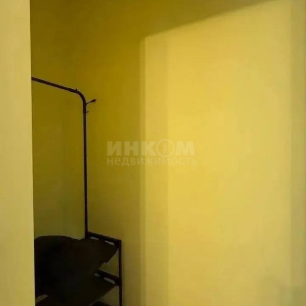 Фото Продам 2-х комн квартиру с АО в Центре г Луганск ул 24 Линия