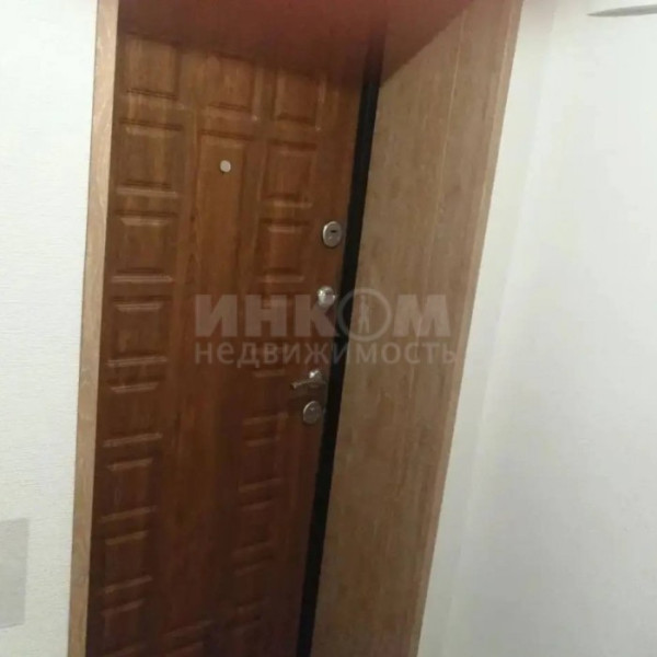 Фото Продам 2-х комн квартиру с АО в Центре г Луганск ул 24 Линия