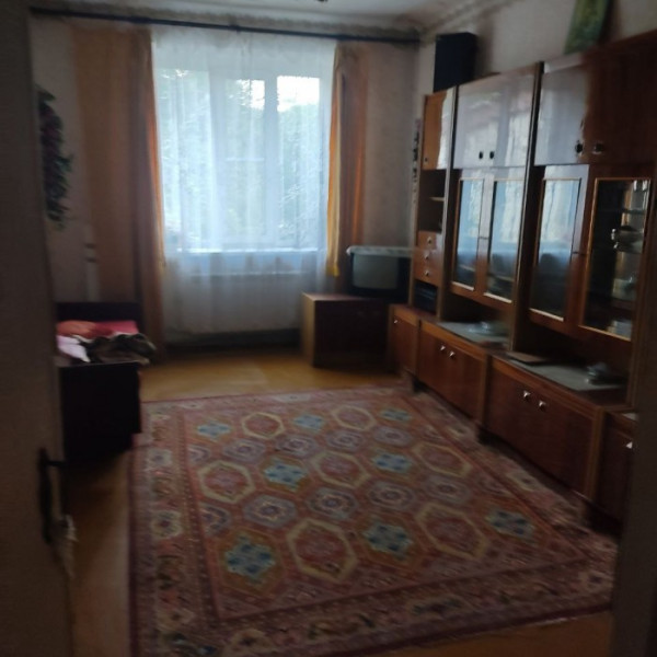 Продам 2-х ком квартиру (р-н сельхоз. университета)