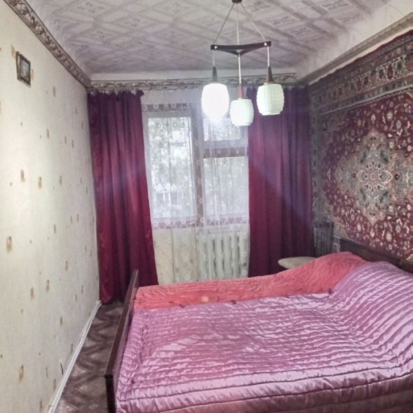 Фото Продам 4-х комн квартиру с АО в г.Луганск кв. Солнечный