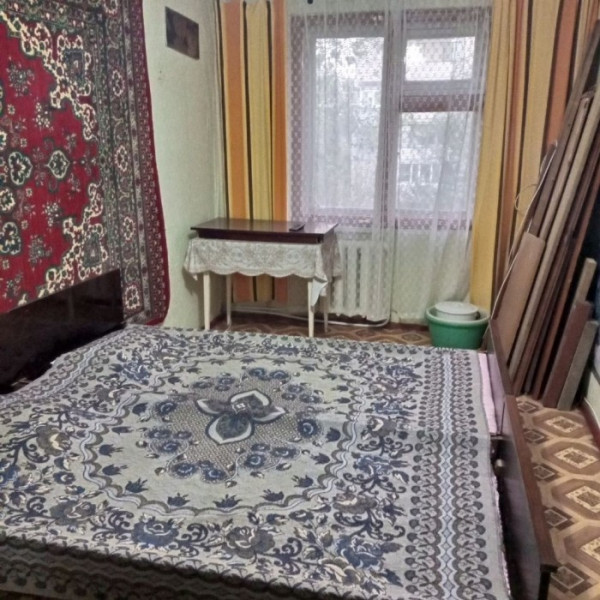 Фото Продам 4-х комн квартиру с АО в г.Луганск кв. Солнечный