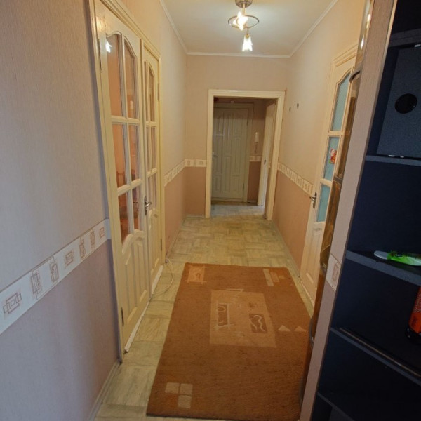 Фото продам 4к кв. Мирный-14