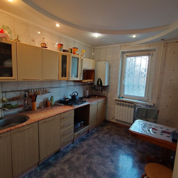 Фото продам 4к кв. Мирный-14