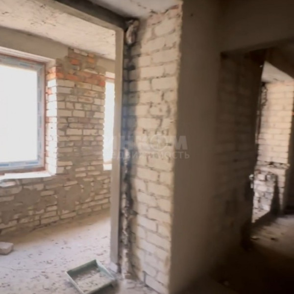 Фото Продам помещение 235 м2 в г. Луганск ул. Оборонная 2А