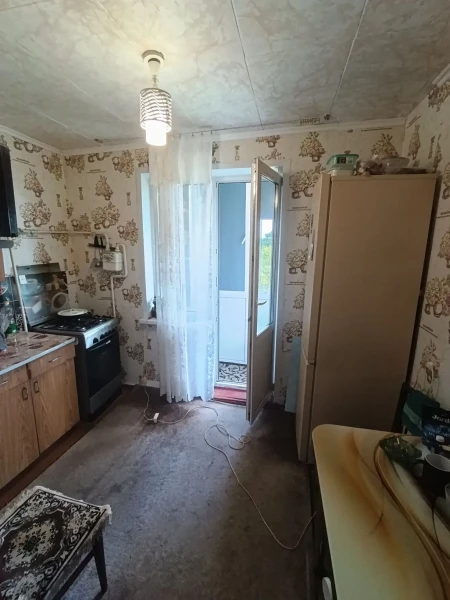 Фото Продаётся 1-комнатная квартира в городе Брянка, пер. Седова, д. 14