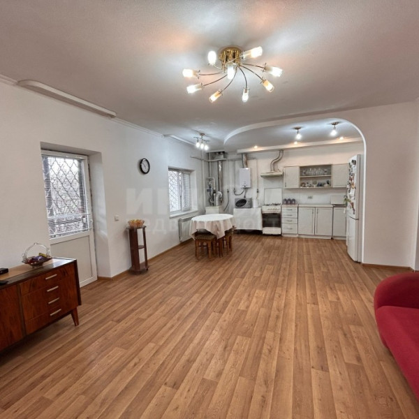 Фото Продам 2-х этажный дом в городе Луганск улица Гоженко