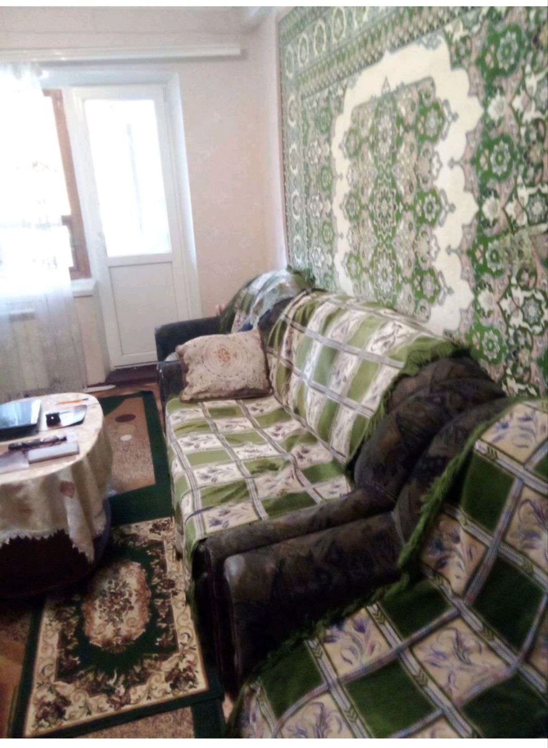 Фото Продается 4- комнатная квартира кв. Шахтерский, д. 14