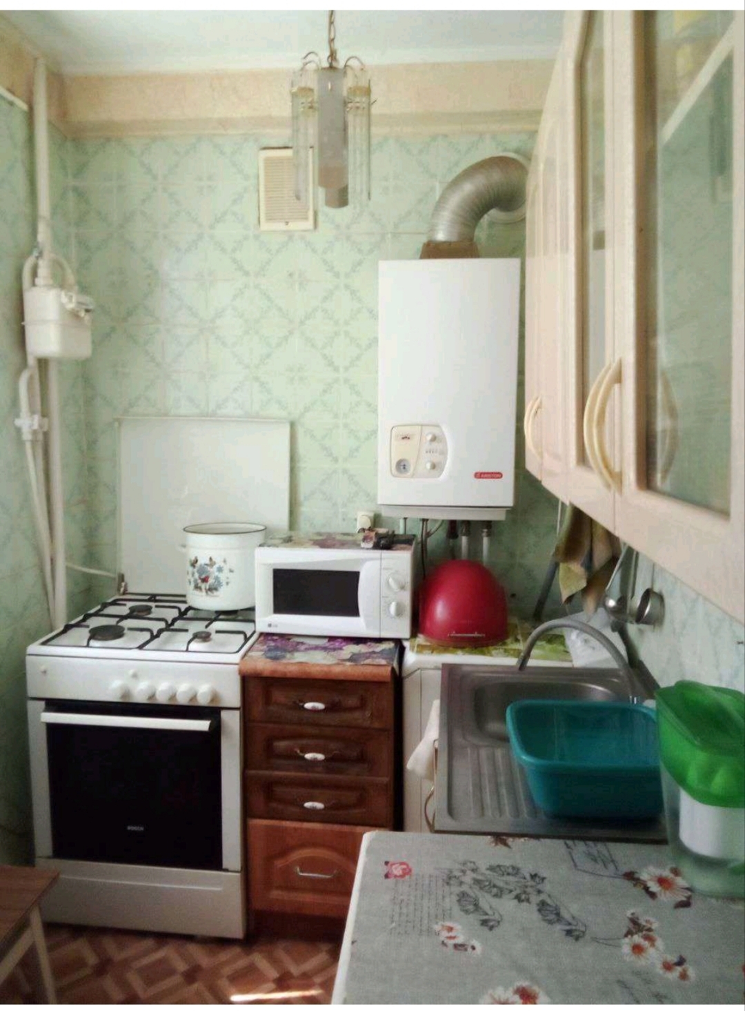 Фото Продается 4- комнатная квартира кв. Шахтерский, д. 14