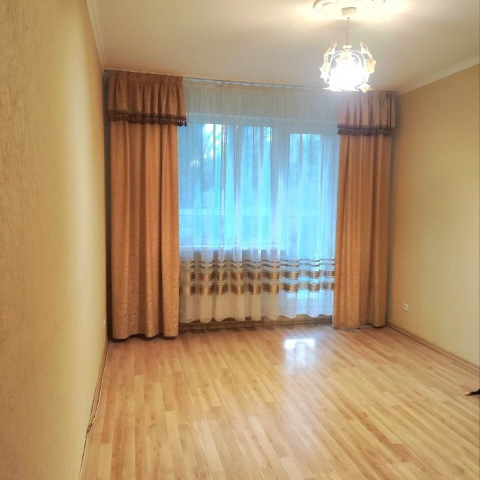 Фото Продам 2-ком квартиру г. Луганск, кв. Волкова 2/5 эт, 48 м2